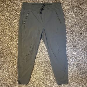 Athleta Trekkie North Jogger Army Green Size 14